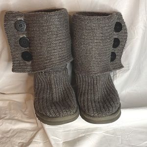 Ugg sweater boots